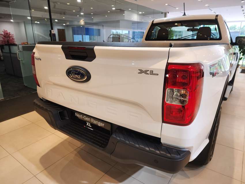 2023 Ford Ranger XL single-cab in Malaysia – 2.0L single-turbodiesel, largest cargo bed in class; RM99k 1536439