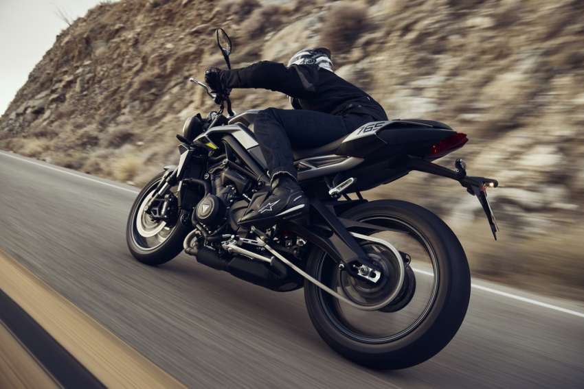 2023 Triumph Street Triple 765 – RS, R and Moto2 1538576