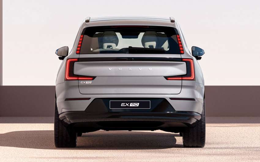 Volvo EX90 2023 didedahkan — SUV 7-<em>seater</em> dengan 517 PS/910 Nm; bateri 111 kWh, jarak hingga 600 km Image #1543136