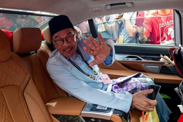 Anwar Ibrahim named 10th PM of Malaysia – a recap of auto/transport-related pledges in PH’s GE15 manifesto