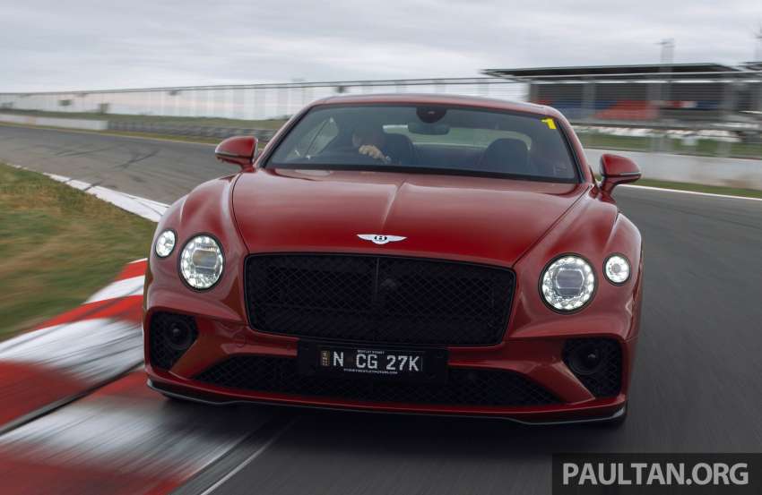 Bentley Symphony of Speed – defying physics on track with the Continental GT Speed and Bentayga 1550557