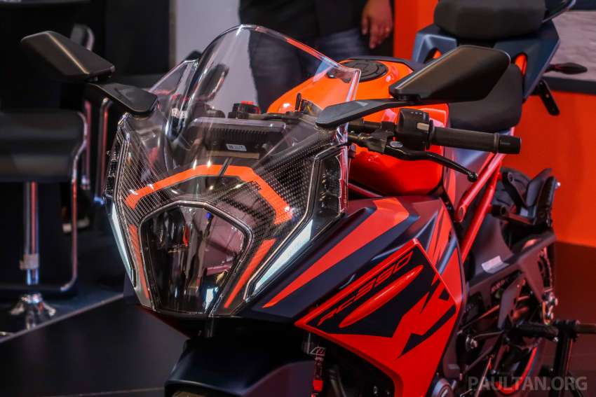 2022 KTM 890 Duke R and RC390 first ride in Malaysia 1545370