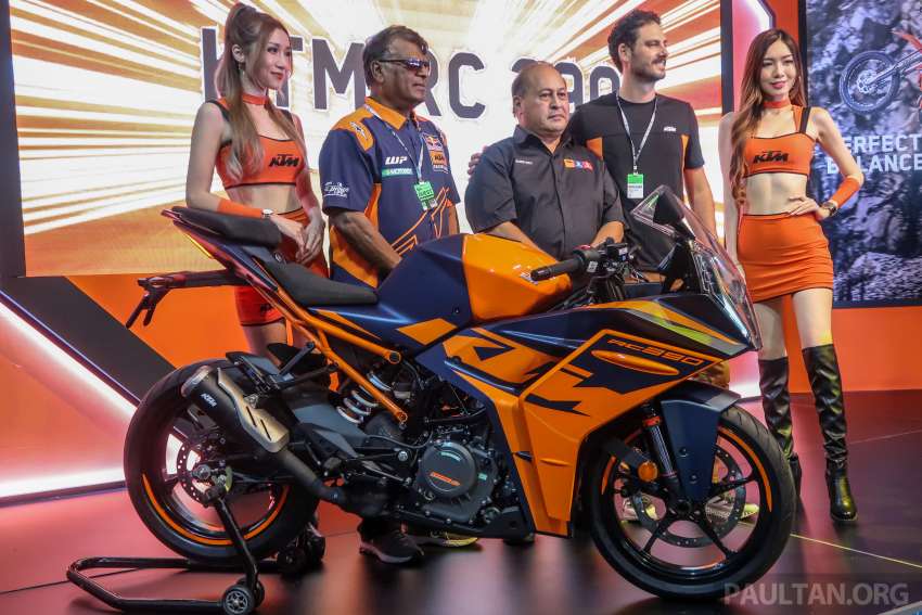 2022 KTM 890 Duke R and RC390 first ride in Malaysia 1545360