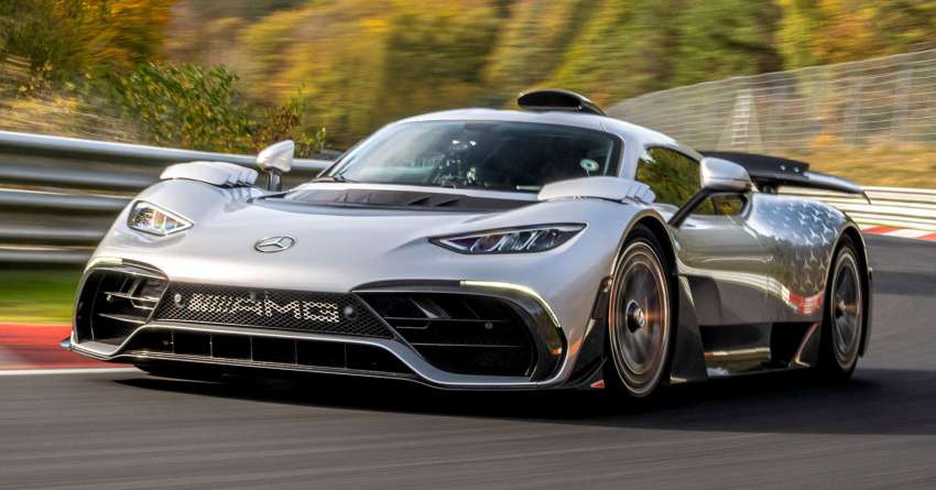 Mercedes-AMG One sets new Nürburgring lap record for road-legal production cars – 6:35.183 minutes 1543329