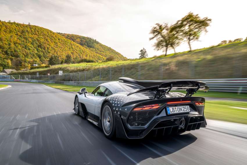 Mercedes-AMG One sets new Nürburgring lap record for road-legal production cars – 6:35.183 minutes 1543330
