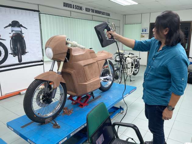 Prototaip <em>cafe racer</em> RE-EV oleh MIMOS, Modenas dan UniMAP — motosikal hibrid pertama Malaysia?