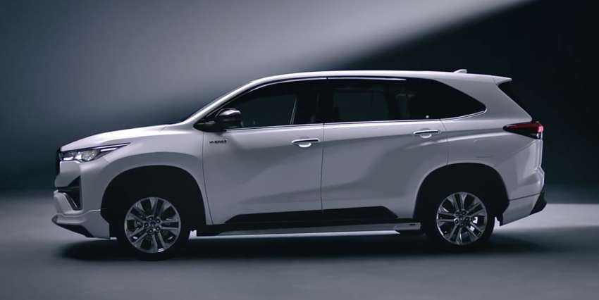 2023 Toyota Innova Zenix debuts – TNGA-based MPV; 3rd-gen is larger, gets hybrid power and active safety 1547209
