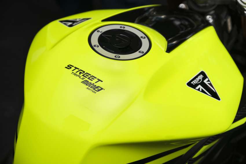 Triumph Street Triple 765 2023 terima peningkatan prestasi, rupa – versi Moto2 Edition terhad 765 unit 1538629