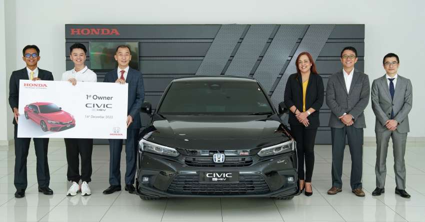Honda Malaysia celebrates first 2022 Civic e:HEV RS hybrid delivery – over 180 units delivered since launch 1558190