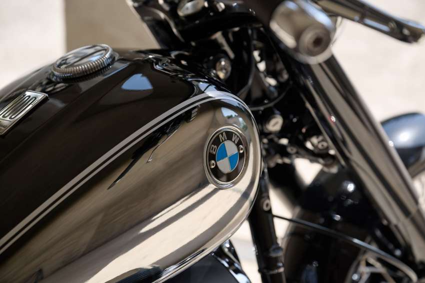 BMW Motorrad presents R nineT Roadster and R18 Cruiser 100 years Anniversary Edition, 1,923 made 1558531