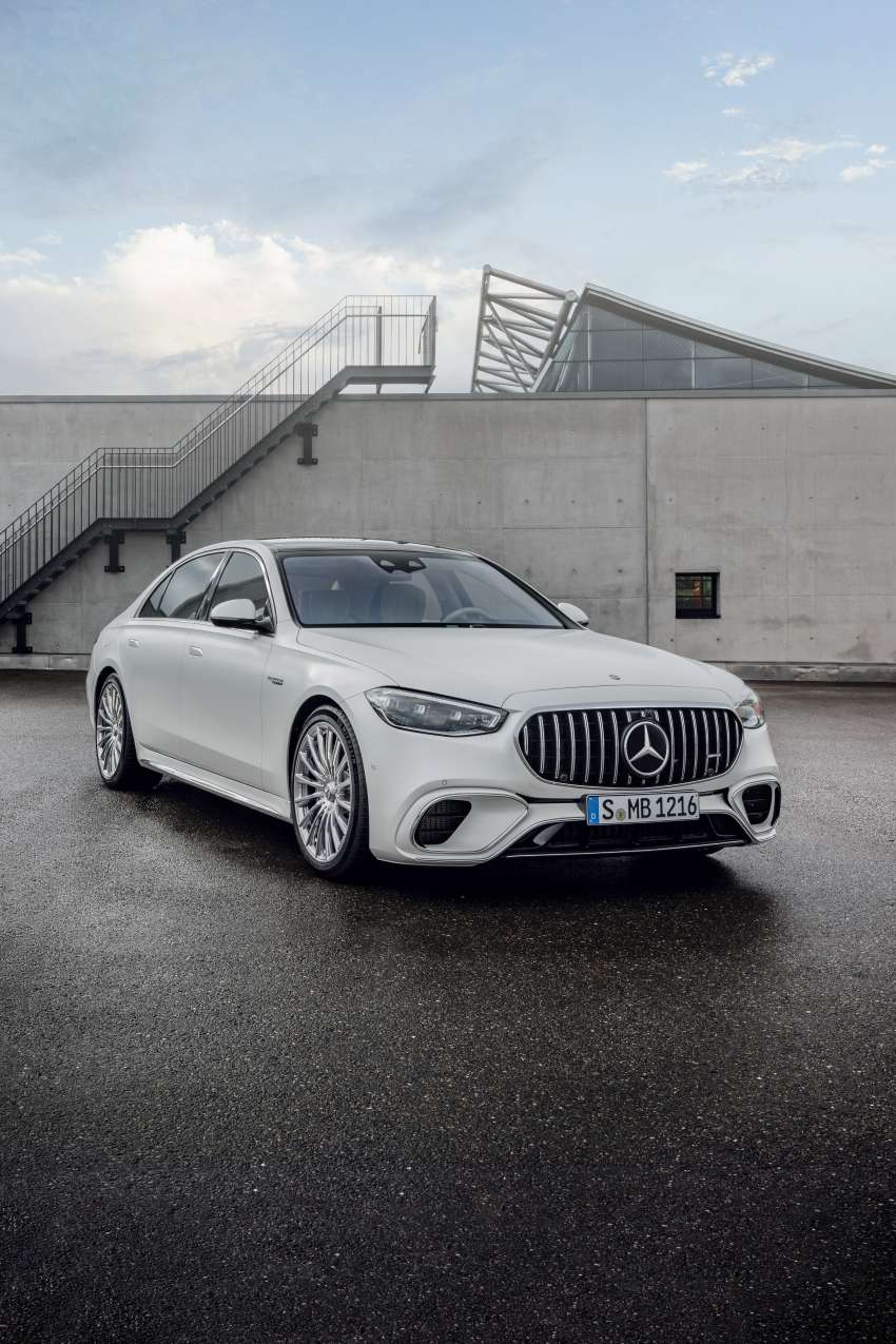 2023 Mercedes-AMG S63 E Performance – V8 PHEV; 802 PS, 1,430 Nm, 33 km EV range; 0-100 km/h in 3.3s 1553725