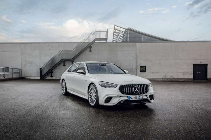 2023 Mercedes-AMG S63 E Performance – V8 PHEV; 802 PS, 1,430 Nm, 33 km EV range; 0-100 km/h in 3.3s 1553711