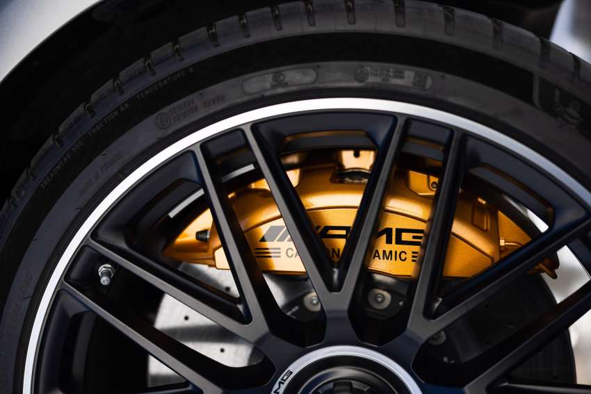 2023 Mercedes-AMG S63 E Performance – V8 PHEV; 802 PS, 1,430 Nm, 33 km EV range; 0-100 km/h in 3.3s 1553816