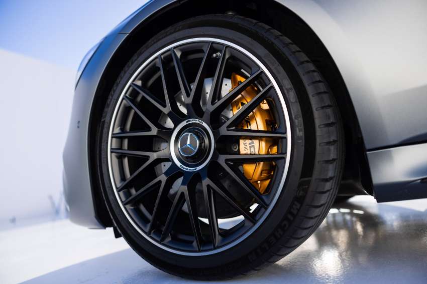 2023 Mercedes-AMG S63 E Performance – V8 PHEV; 802 PS, 1,430 Nm, 33 km EV range; 0-100 km/h in 3.3s 1553817