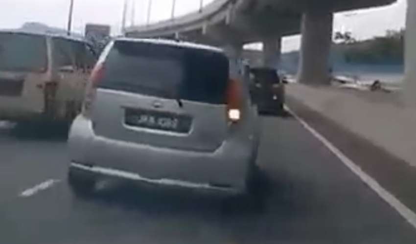 Aktor pandu Perodua Myvi secara zigzag di MRR2 – kekasih tercampak keluar kereta akibat kemalangan 1561340