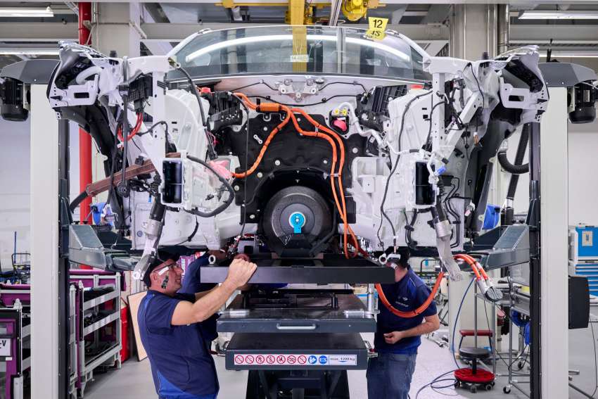 BMW iX5 Hydrogen dibangunkan untuk menguatkan ‘daya tahan geopolitik’, masuk pasaran tertentu 2023 1552316