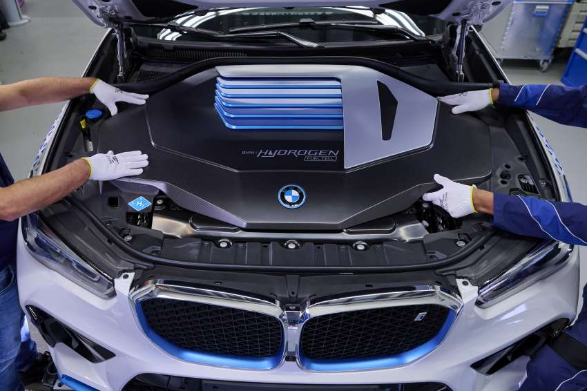 BMW iX5 Hydrogen exists for “geopolitical resilience” 1551818