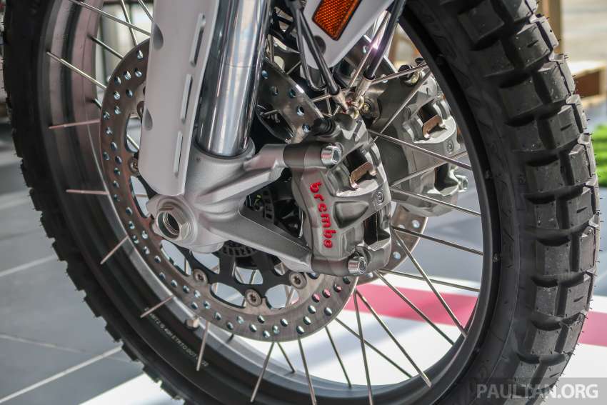 Ducati Desert X 2022 tiba di Malaysia – harga dari RM113k, v-twin 937 cc, pilihan beberapa pakej aksesori 1559125