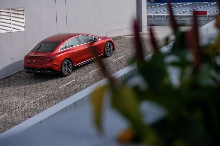Mercedes-Benz EQE 350+ kini di M’sia – jarak gerak hingga 669 km janaan bateri 90.56 kWh; dari RM420k 1556065
