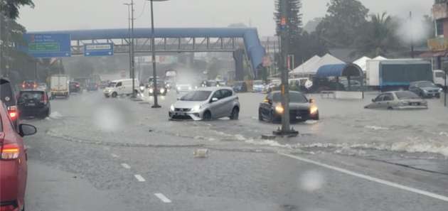 Flash floods reported across Johor following rainfall