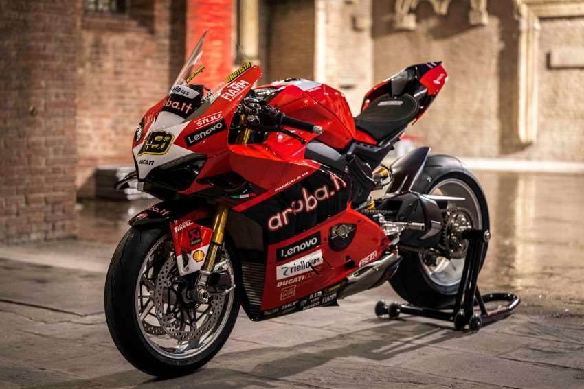 Special edition Ducati Panigale V4s celebrate Borgo Panigale’s 2022 MotoGP and WorldSBK titles Image #1558259