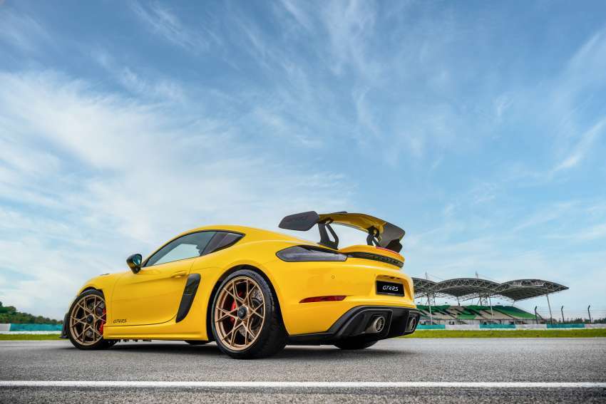 Porsche Cayman GT4 RS 2022 di Malaysia — 4.0L NA, 500 PS/450 Nm, 0-100 km/j 3.4 saat, dari RM1.55 juta 1551301