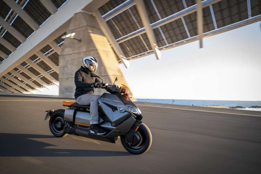 BMW CE04 ditunjuk di M’sia — bateri 8.9 kWh, jarak 130 km, 0-50 km/j 2.6 saat, anggaran harga RM60k 1564447