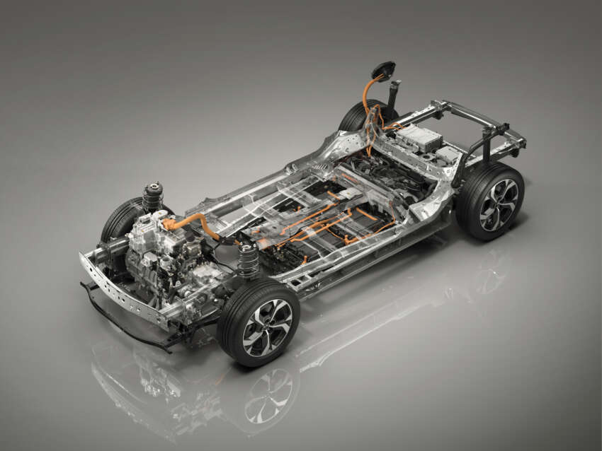 2023 Mazda MX-30 R-EV debuts – PHEV with rotary engine range extender; 85 km EV range; 50L fuel tank 1587894