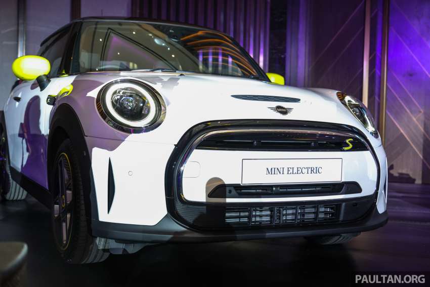 2023 MINI Electric gains panoramic sunroof, heated seats, new colour in Malaysia – EV now from RM194k 1564616