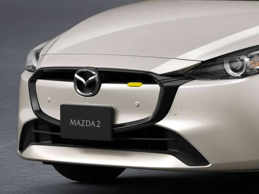 2023 Mazda 2 facelift debuts – updated hatchback gets new grilles, 8-inch infotainment, more customisation 1571055
