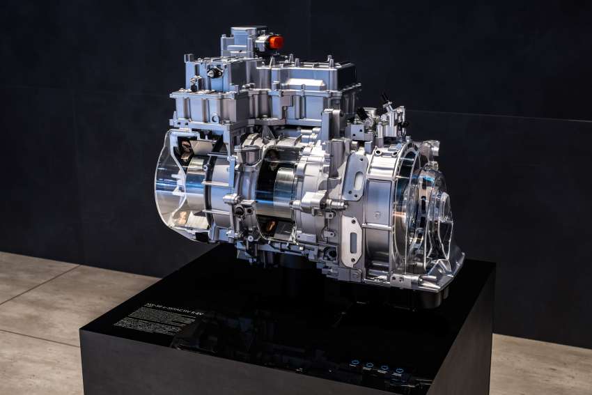 Mazda MX-30 R-EV 2023 didedahkan – enjin Wankel Rotary kembali diproduksi untuk sistem hibrid plug-in Image #1567819