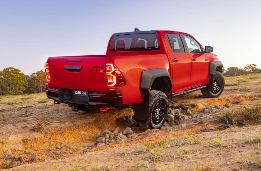 Toyota Hilux GR Sport – 224 PS, 550 Nm 2.8 diesel with wider track, tuned suspension debuts in Australia 1563935