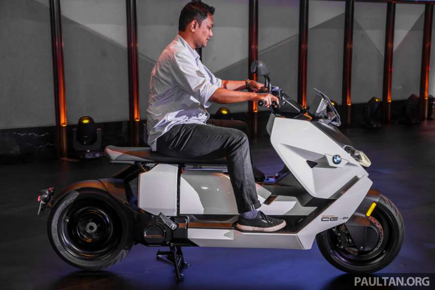 BMW Motorrad CE04 e-scooter unveiled in Malaysia – RM60k est, official pricing announced March 2023 1564986
