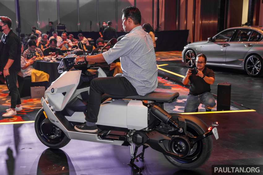 BMW Motorrad CE04 e-scooter unveiled in Malaysia – RM60k est, official pricing announced March 2023 1564987
