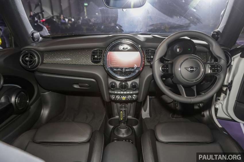 2023 MINI Electric gains panoramic sunroof, heated seats, new colour in Malaysia – EV now from RM194k Image #1564954