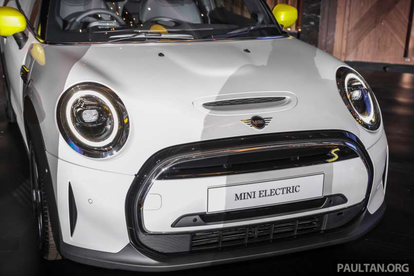 2023 MINI Electric gains panoramic sunroof, heated seats, new colour in Malaysia – EV now from RM194k Image #1564932