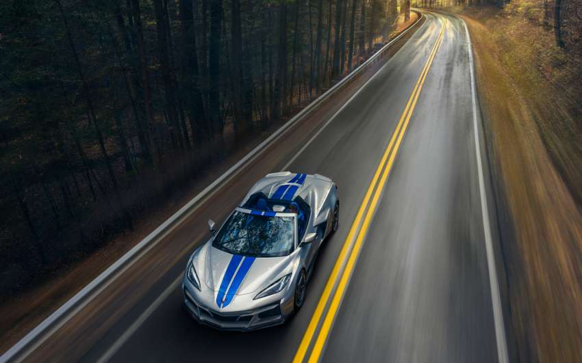 2024 Chevrolet Corvette E-Ray revealed with hybrid, AWD tech – 1st time in model’s history; 6.2L V8, 655 hp 1568666