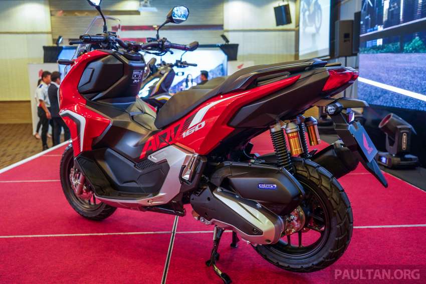 Honda ADV 160 dilancar untuk Malaysia – enjin 157 cc baru, ABS, sistem kawalan cengkaman, RM12,999 1565350