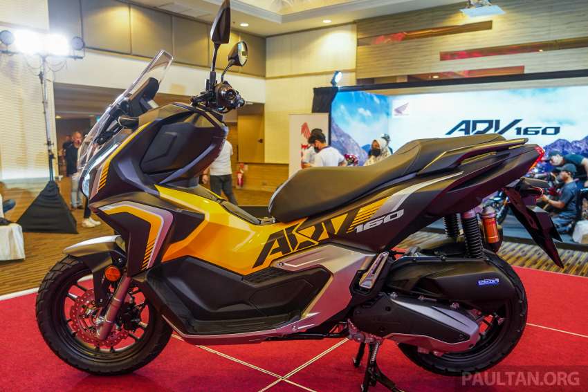 Honda ADV 160 dilancar untuk Malaysia – enjin 157 cc baru, ABS, sistem kawalan cengkaman, RM12,999 1565361