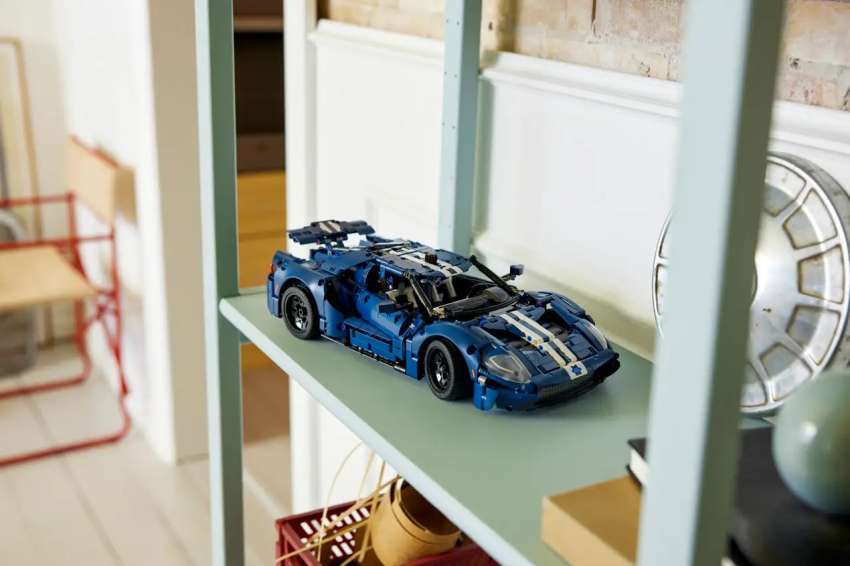 Lego Technic Ford GT set coming in March 2023 1562902