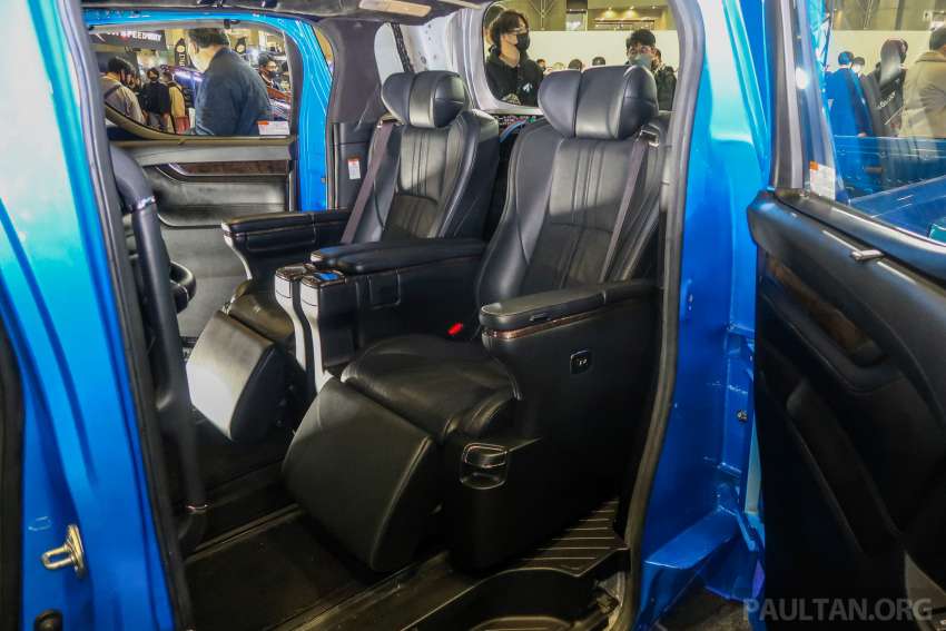 NATS Toyota Alphard Super Dually at 2023 Tokyo Auto Salon – luxury MPV turns lowrider dual-cab pick-up 1566778