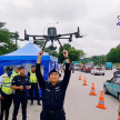 PDRM utilise des drones pour attraper les contrevenants sur les voies d’urgence de l’autoroute dans l’Ops Selamat 19, barrages routiers sur PLUS