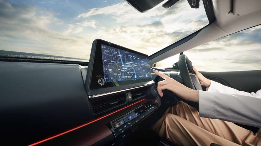 2023 Toyota Prius 1.8 and 2.0 hybrid launched in Japan 1565405