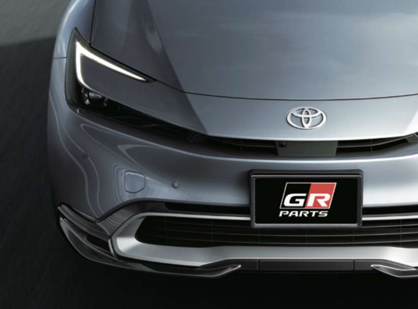 2023 Toyota Prius 1.8 and 2.0 hybrid launched in Japan 1565390