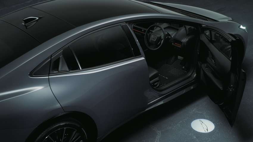 2023 Toyota Prius 1.8 and 2.0 hybrid launched in Japan 1565382