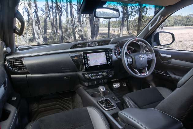 Toyota Hilux GR Sport 2023 Australia diperkenal – lebih berkuasa, lebih lebar, rupa lebih garang!