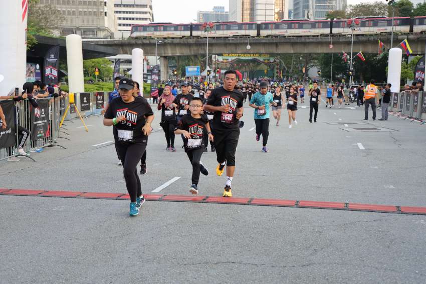 Toyota Outrun 2023 attracts 4.3k runners, all RM170k of reg fees goes to National Cancer Society Malaysia 1568106