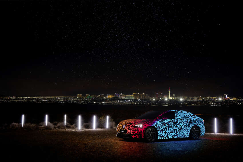Volkswagen ID.7 debuts with trippy camo at CES – EV sedan with 700 km of range; launch in Q2 this year 1599687
