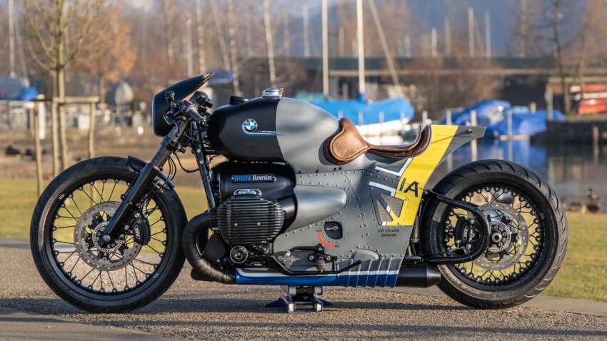 BMW Motorrad R18 “Iron Annie” inspired by Ju 52 1579713