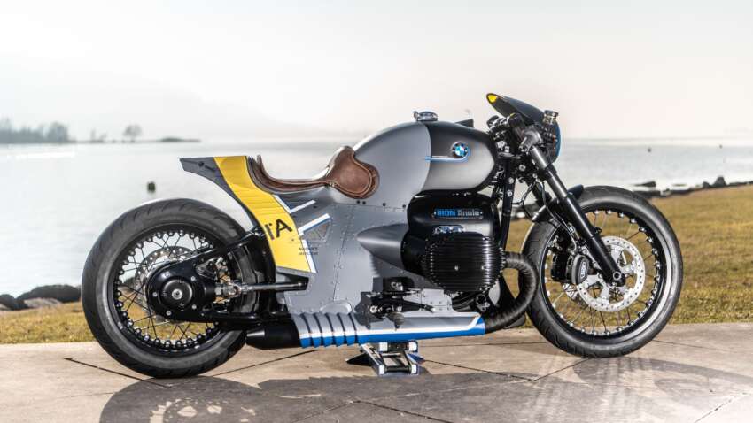 BMW Motorrad R18 “Iron Annie” inspired by Ju 52 1579715